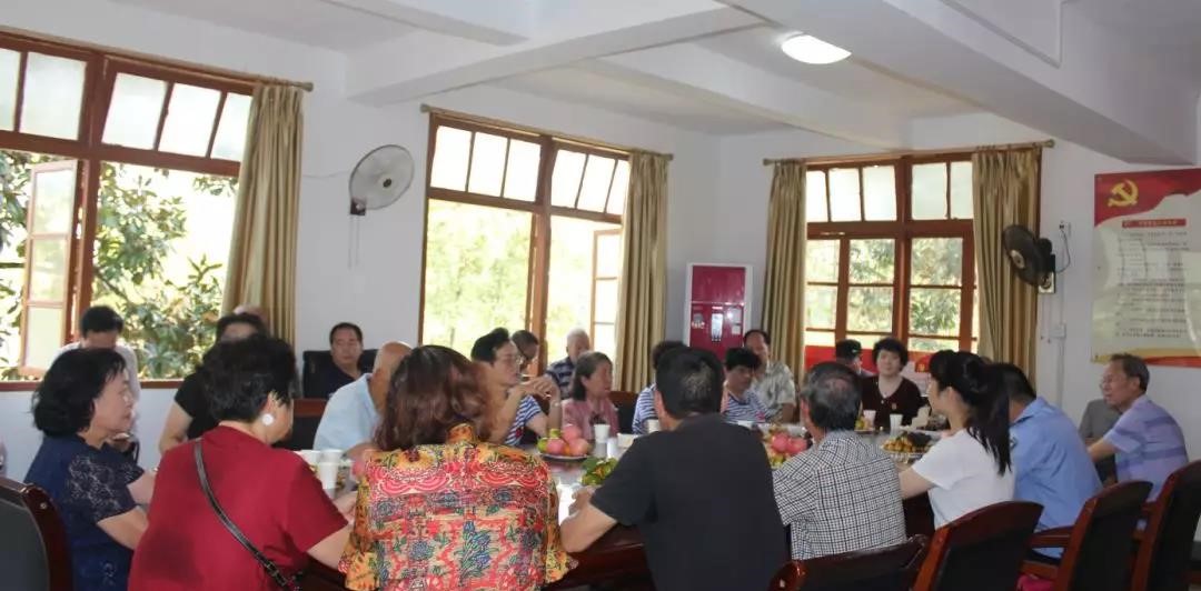 追憶兵團(tuán)歲月，重溫故鄉(xiāng)情緣