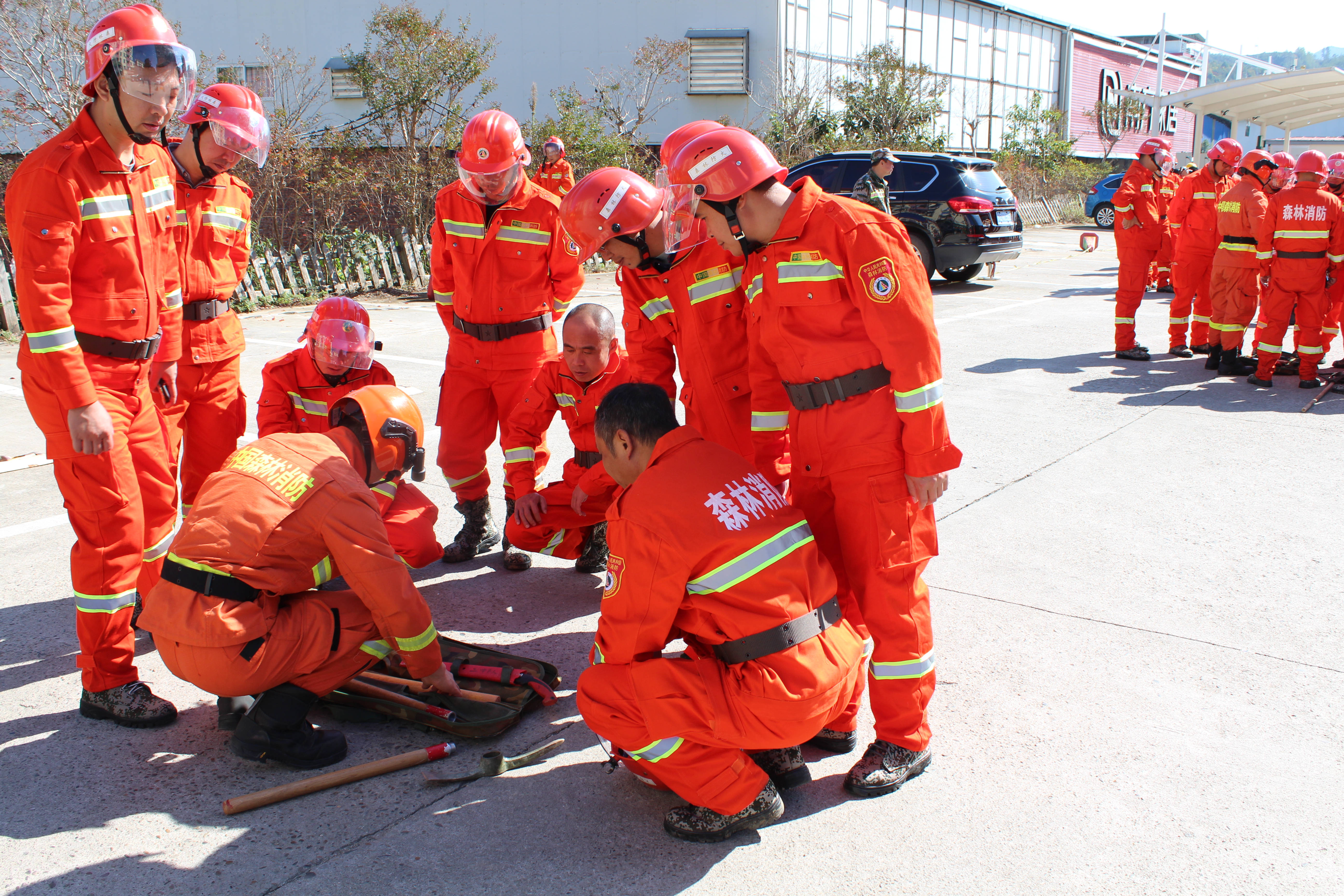 干好每一天|福建金森開(kāi)展森林防火業(yè)務(wù)培訓(xùn)及防火演練